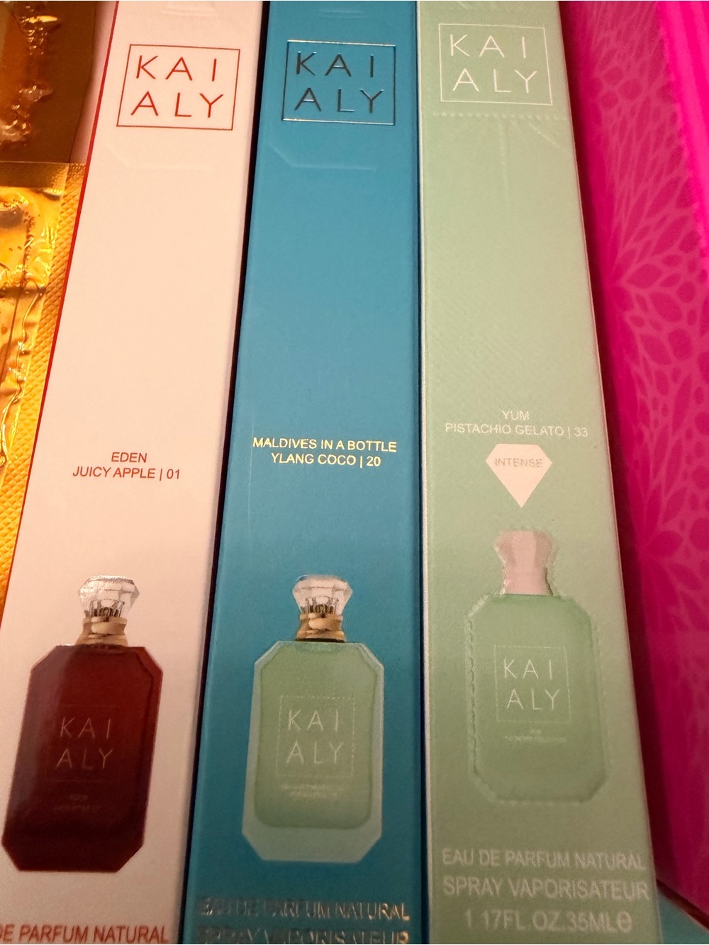 Massive lot of beauty samples!!! Brands like Georgio Armani, Viori, Tatcha, etc. - Picture 13 of 16